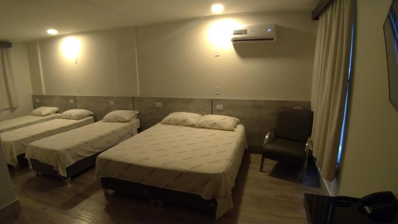 Hotel Avalon Maringa Economico Eksteriør bilde